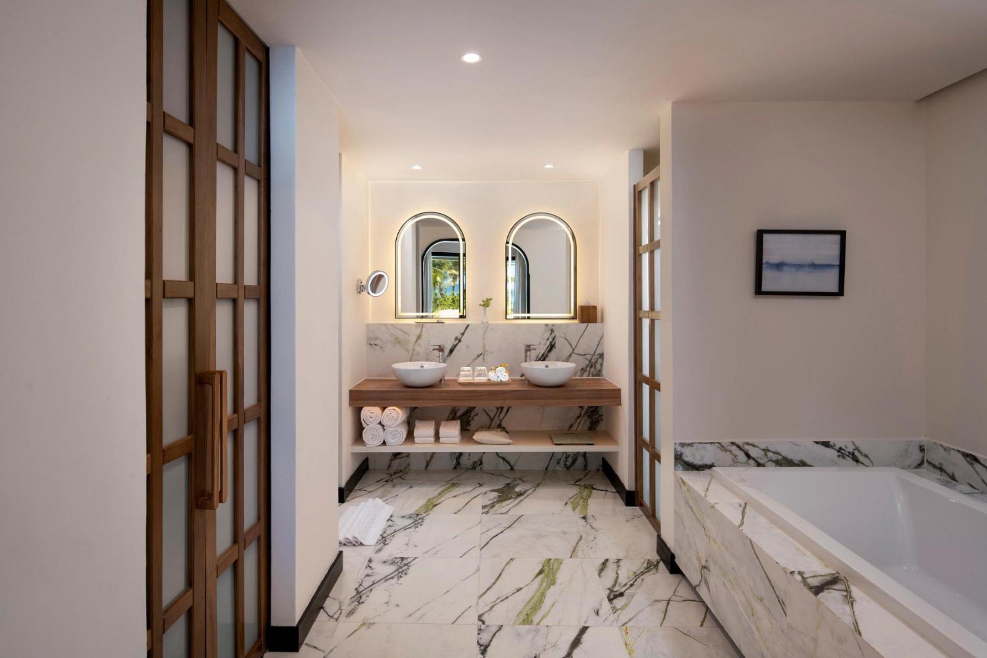 Preferred Club Master Suite Ocean Front Swimout